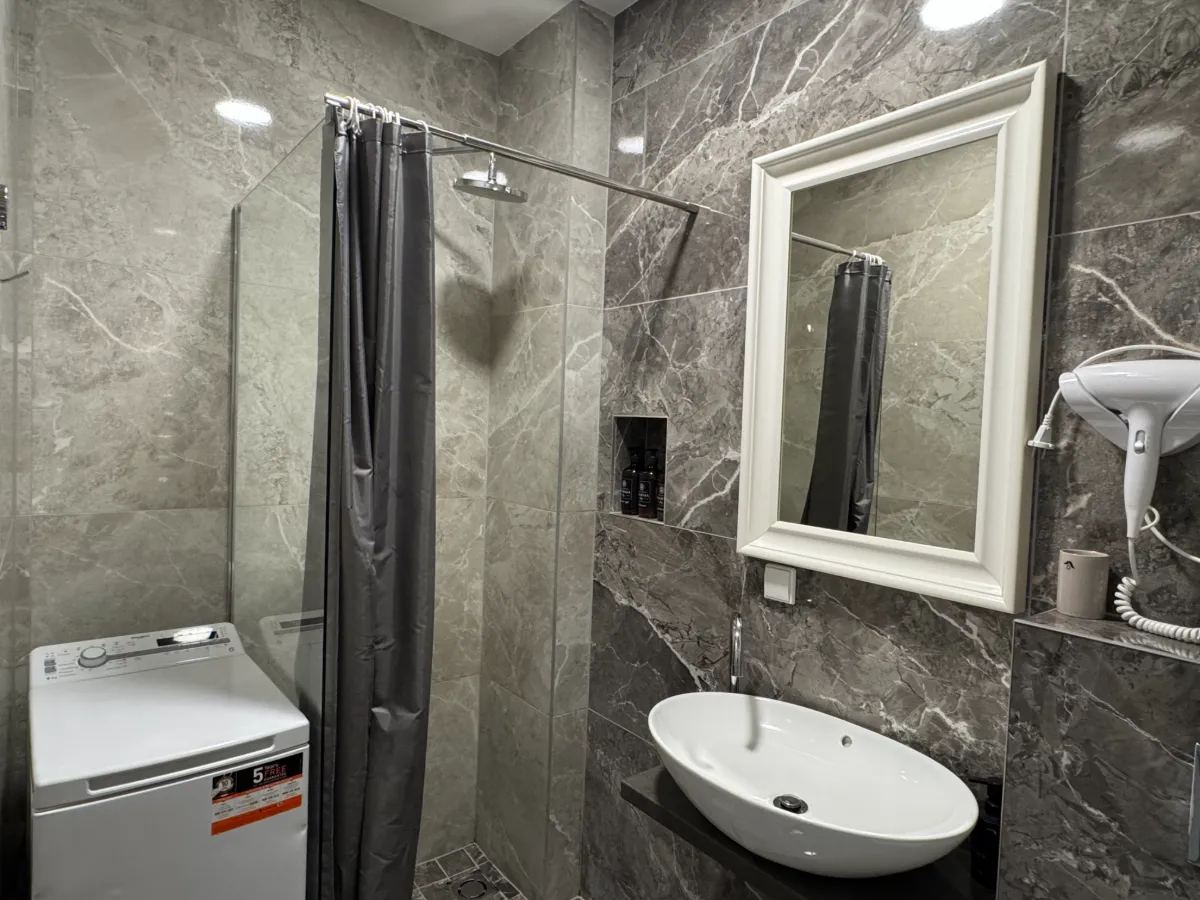 Double room 3-3 — Dharma Stay (6)