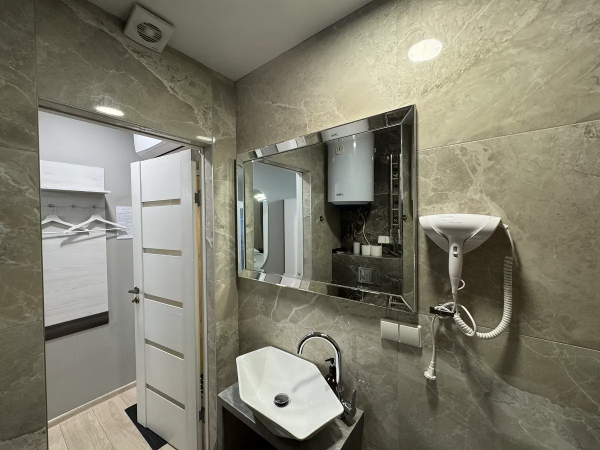 Double room 2-4 — Dharma Stay (8)