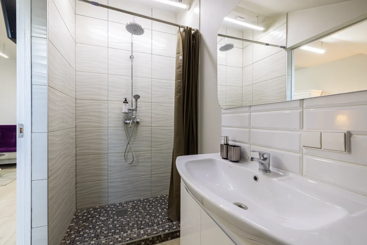 Keturvietis kambarys 3-1 — Dharma Stay