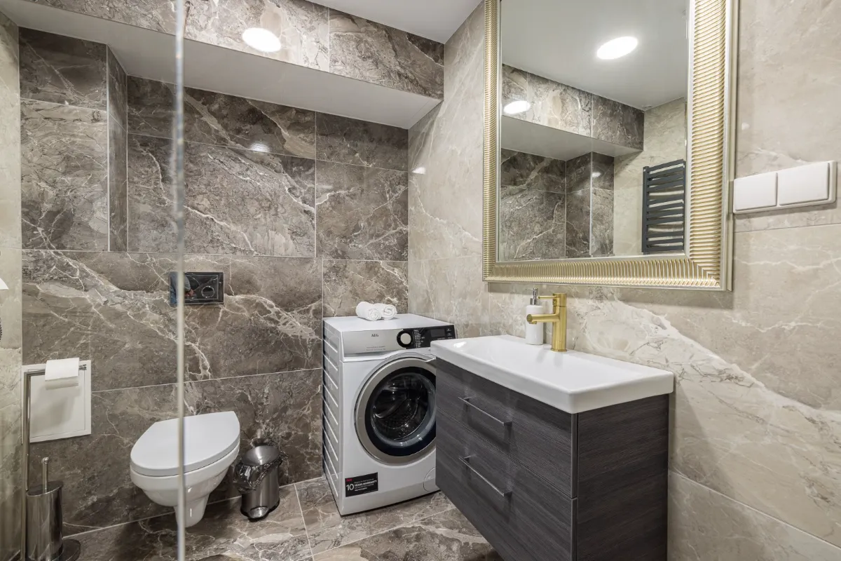 Double room 2-8 — Dharma Stay (11)