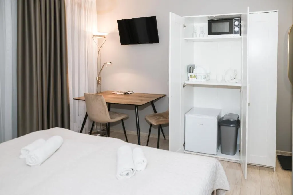 Double room 2-3 — Dharma Stay (3)